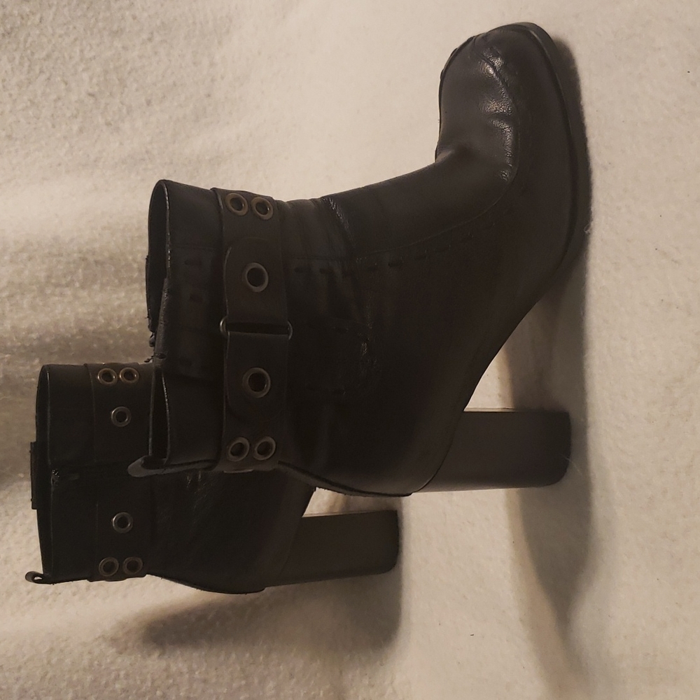 Dollhouse Minde Black Leather Short Boots - Picture 15 of 15